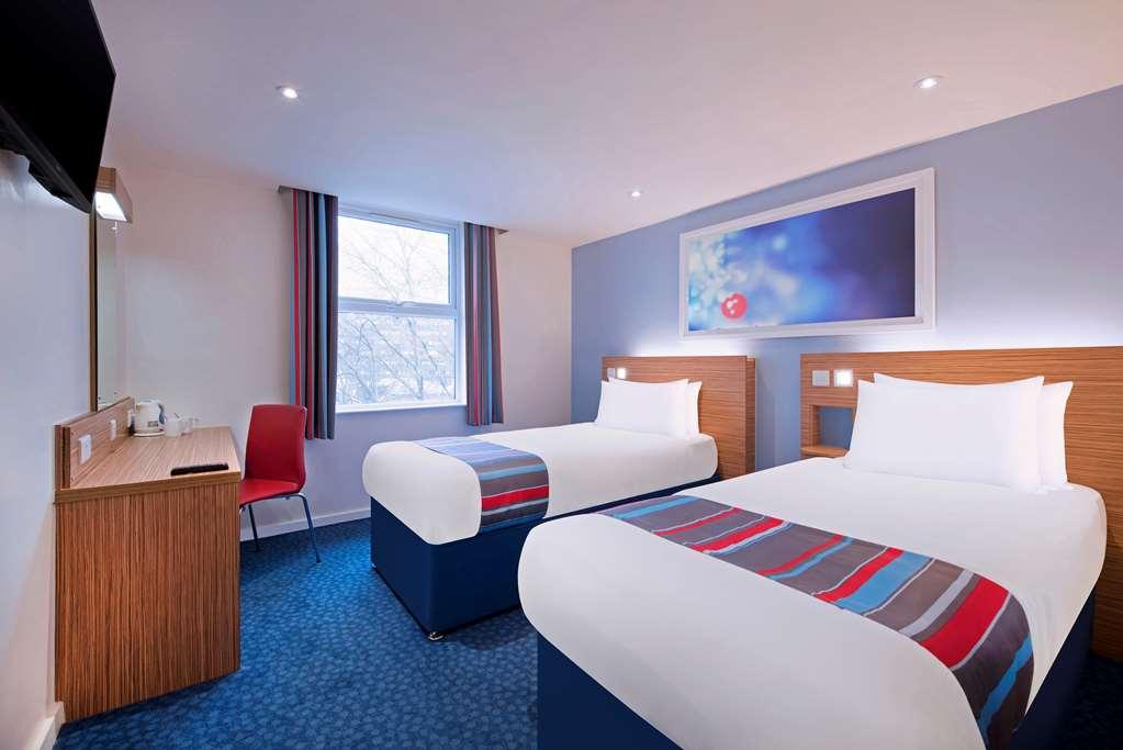 Travelodge Shenley Church Hotel Milton Keynes