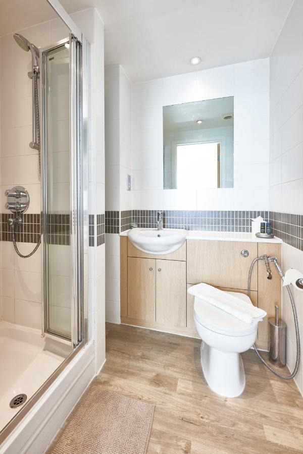 Shortstaymk Vizion Apartments, With Free Superfast Wi-Fi, Parking, Sky Sports And Movies Apartamento *