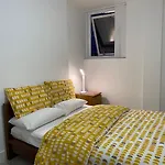 Central Milton Keynes Hub Two Bedroom & Two Bathrooms Serviced Apartment