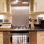 Executive Central Mk Apartment-Theatre District