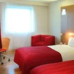 Travelodge Milton Keynes The Hub Hotel