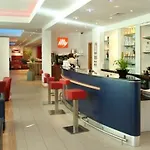 Travelodge Milton Keynes The Hub Hotel