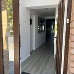 Studio In Private House Near Central Milton Keynes