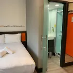 Easyhotel Milton Keynes