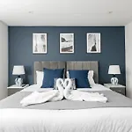 4Bed Perfect For Contractors & Long Stays By Valore Property Services