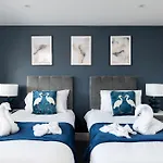 4Bed Perfect For Contractors & Long Stays By Valore Property Services
