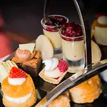 Worldhotels Distinctive Woughton House Hotel