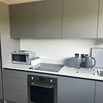 Luxurious Short Stay Flat In Milton Keynes