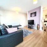 Dazzon Apartments - Hub - Central Mk