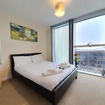 Dazzon Apartments - Hub - Central Mk