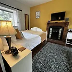 Home Farm Bed & Breakfast