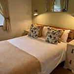 Home Farm Bed & Breakfast