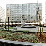 Luxury Two Bed City Apartment -The Hub