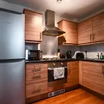 Cosy One Bed City Apartment -The Hub