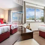 Peartree Lodge Waterside