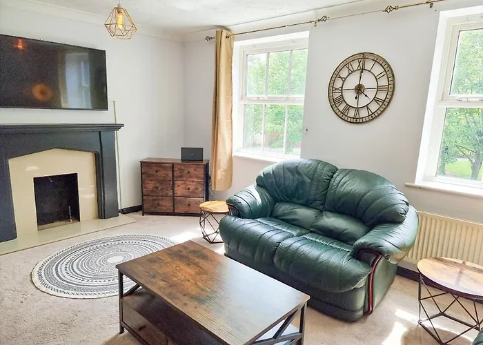 City House In Nice Area - Smart Tv\'S, 900Mb Wifi