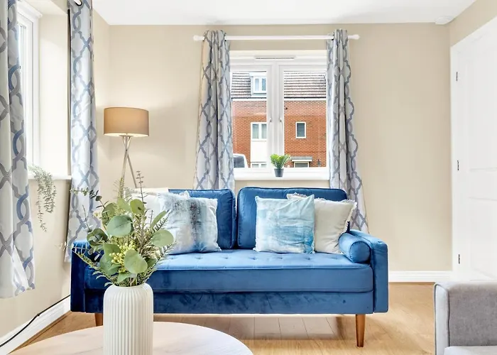 Contractors Retreat 3 Bed House, Sleeps Up To 7, Free Parking