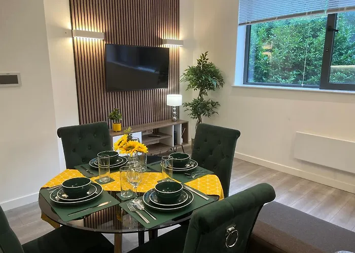 Esmae Homes