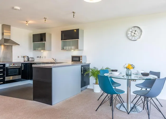 Cotels At Vizion Serviced Apartments, Superfast Broadband, Central Location, Free Parking, Fully Equipped Kitchen
