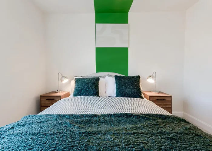 Cozy 2 Bed In Milton Keynes Free Parking & Wifi