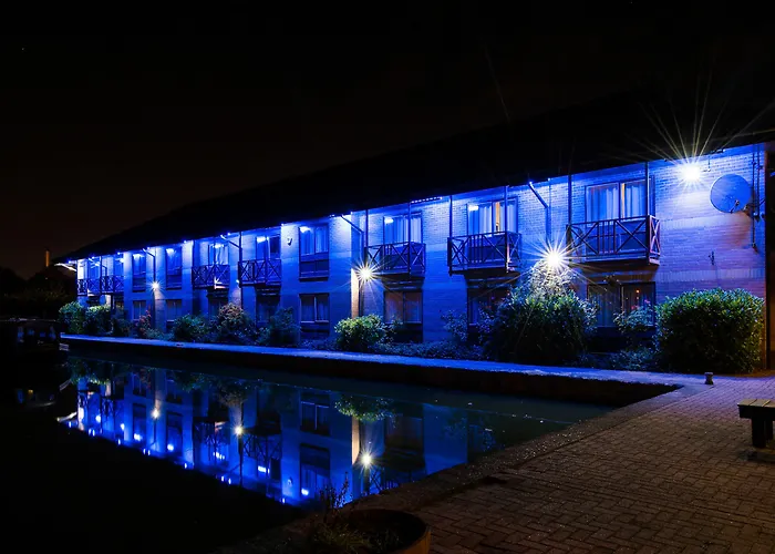 Peartree Lodge Waterside