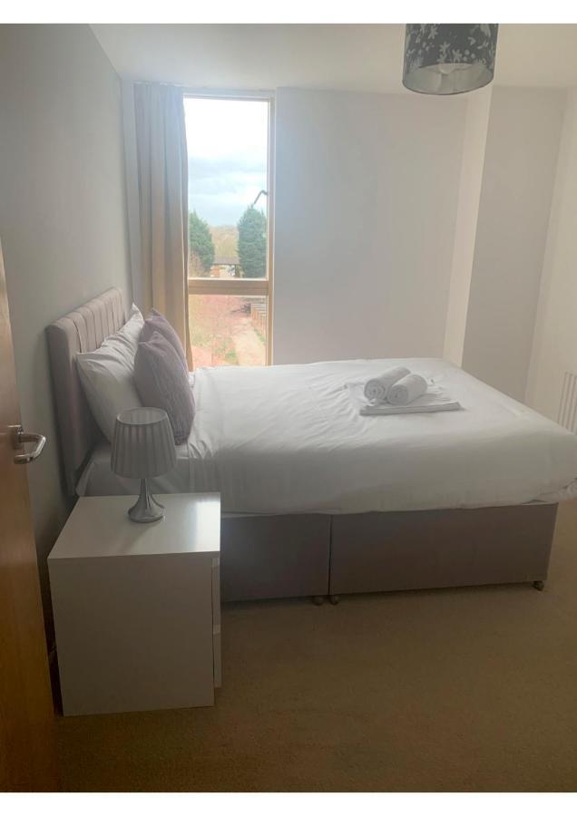 City Apartment Milton Keynes