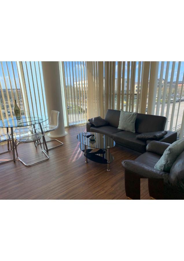 City Apartment Milton Keynes