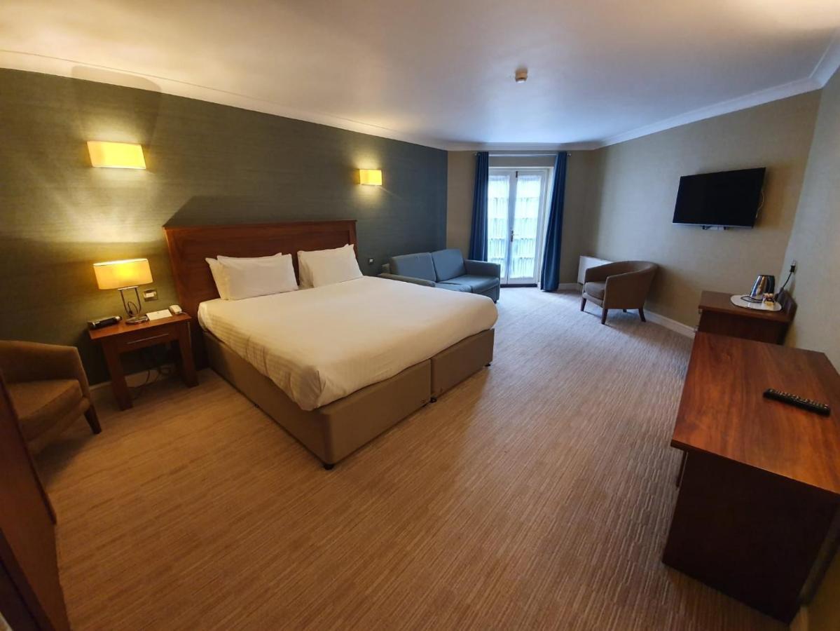 Western Moore Place Hotel