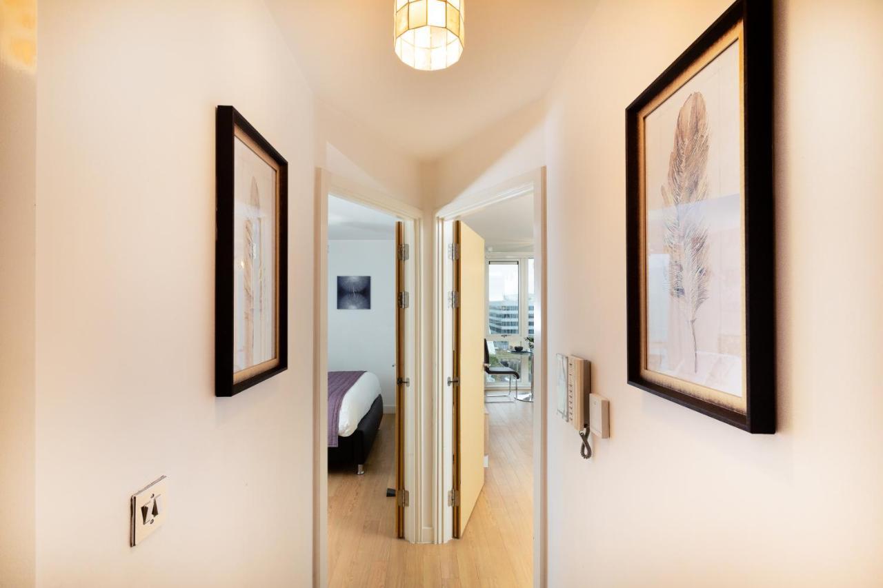 Apartment Brightleap Centre: Stylish Home-away With Smart Amenities Milton Keynes