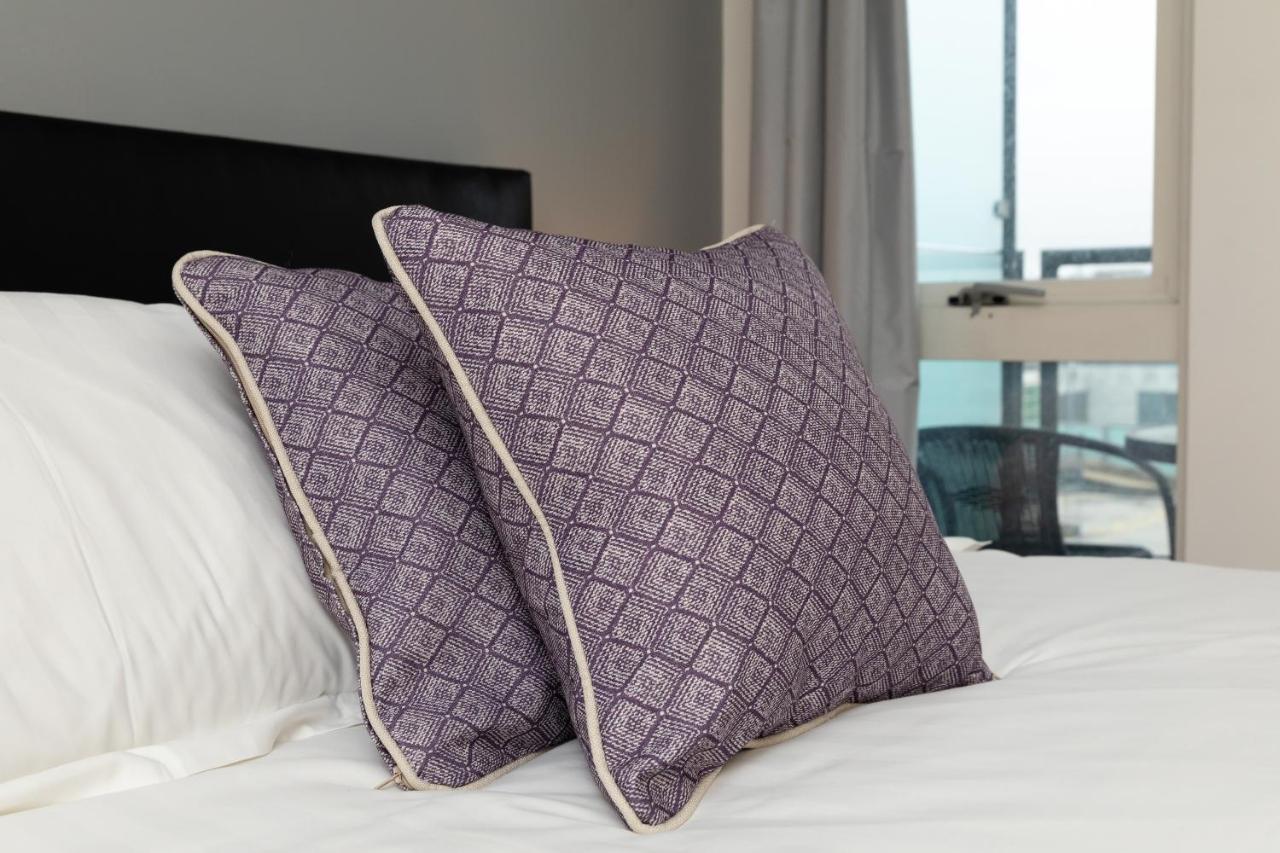Brightleap Centre: Stylish Home-away With Smart Amenities Milton Keynes