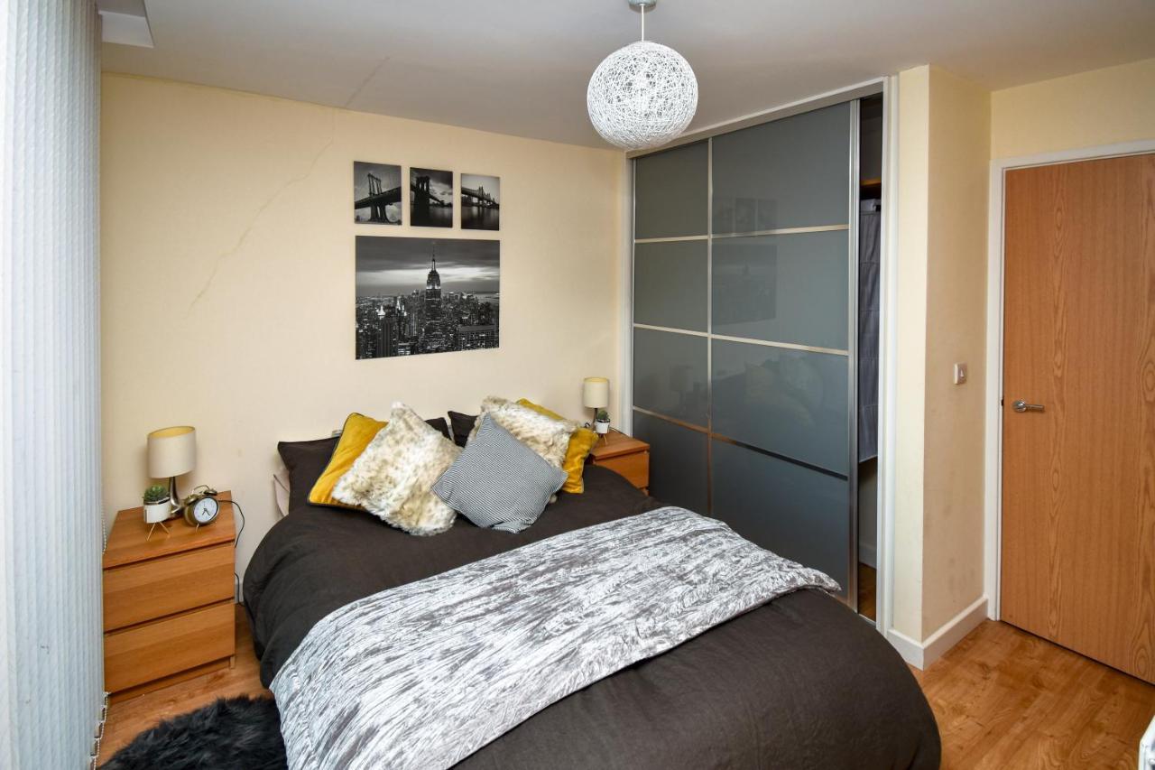 Apartment The Hub - Spacious, Bright And Modern With Free Parking Milton Keynes