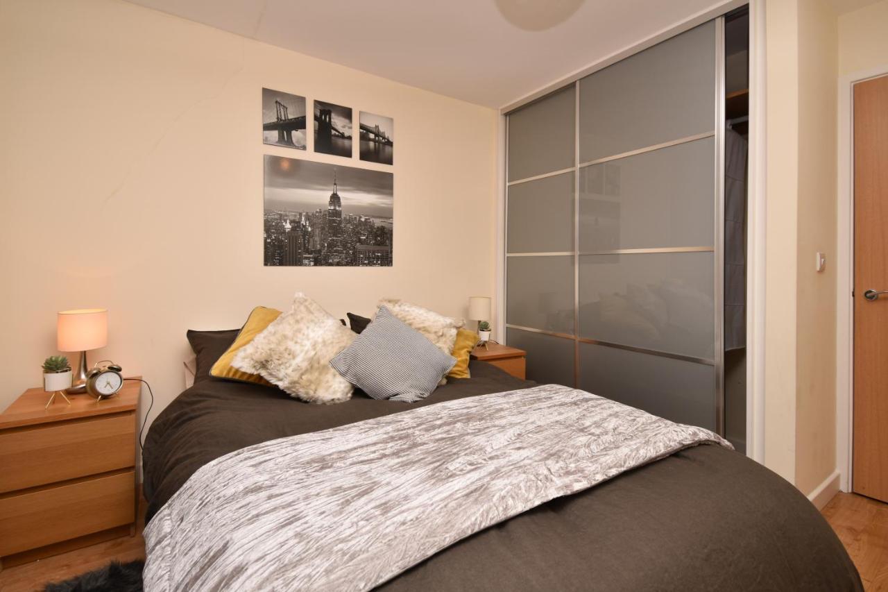 The Hub - Spacious, Bright And Modern With Free Parking Apartment