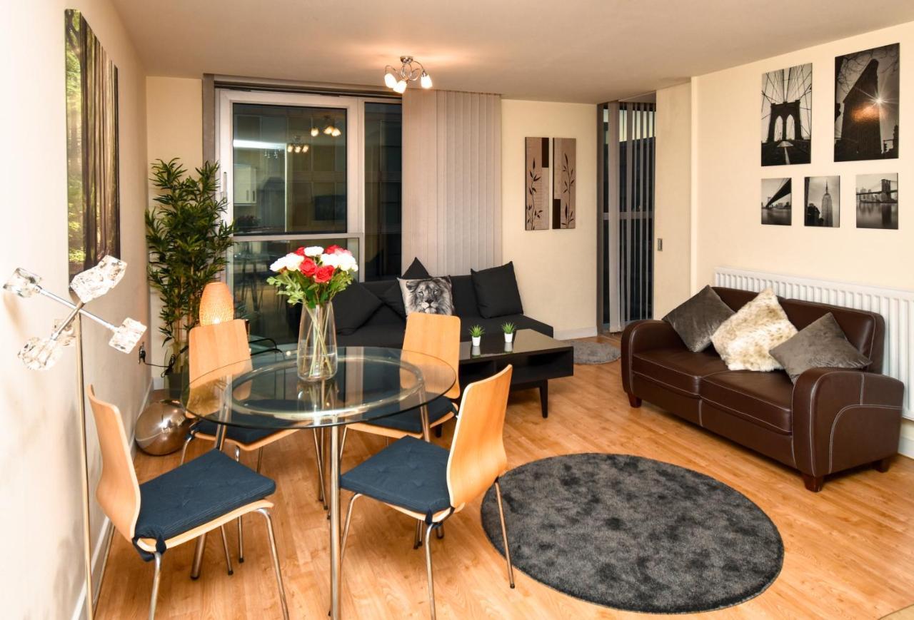 Apartment The Hub - Spacious, Bright And Modern With Free Parking Milton Keynes