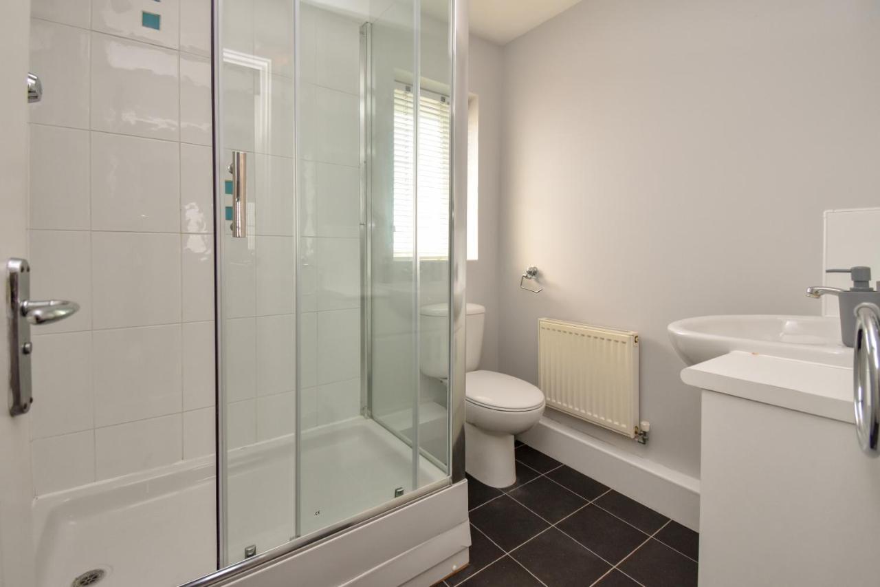 Luxury Boutique House - Close To Mk Center Milton Keynes
