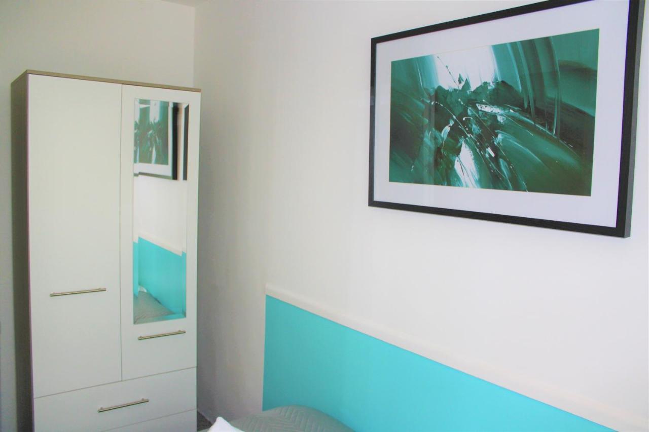 Holiday home Homely And Budget Friendly 3 Bed House Sleeps 6 Free Parking! Milton Keynes