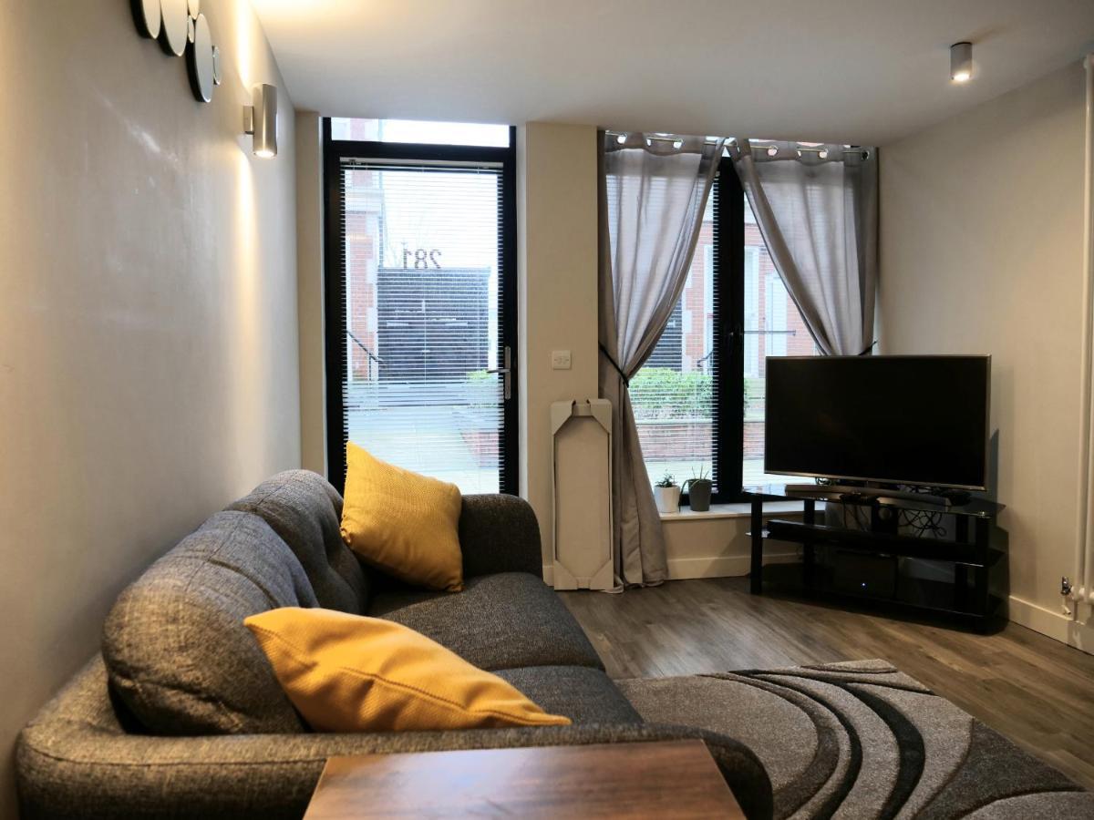 Apartment Topaz Properties One Bedroom Executive Cmk *