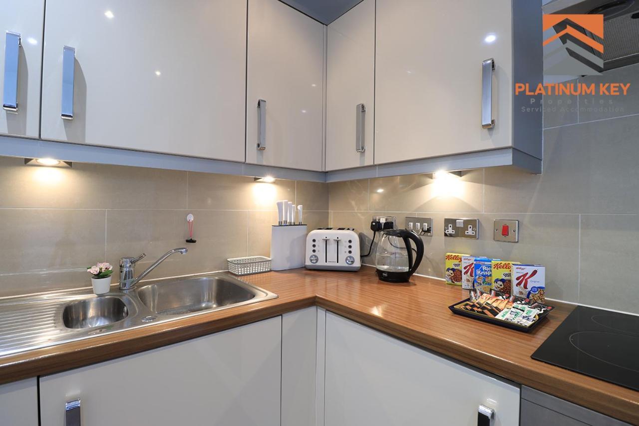 2 Bed In Hub By Platinum Key Properties