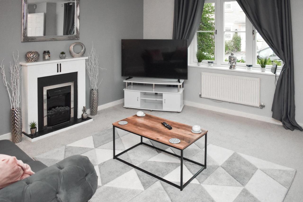 Luxury Boutique House - Close To Mk Center Holiday home Milton Keynes