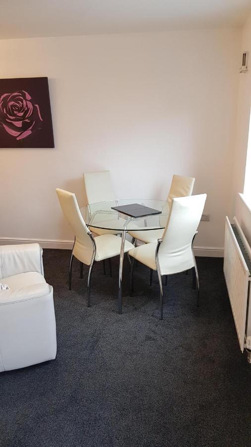 The Rowditch Room With Private Rear Garden And Driveway Hotel 5*