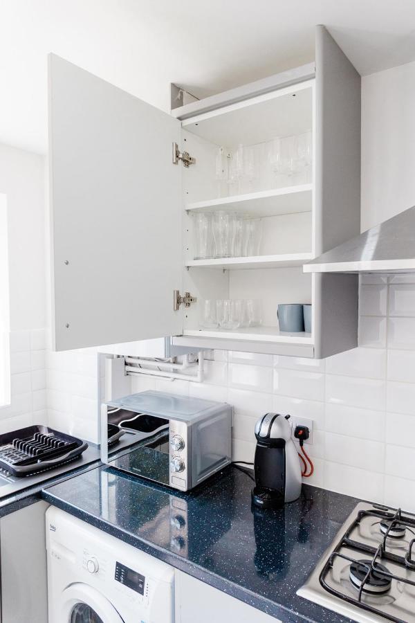 Villa The Oval House By Silva Cmk Stylish House With Garden & Parking Eco-serviced Milton Keynes