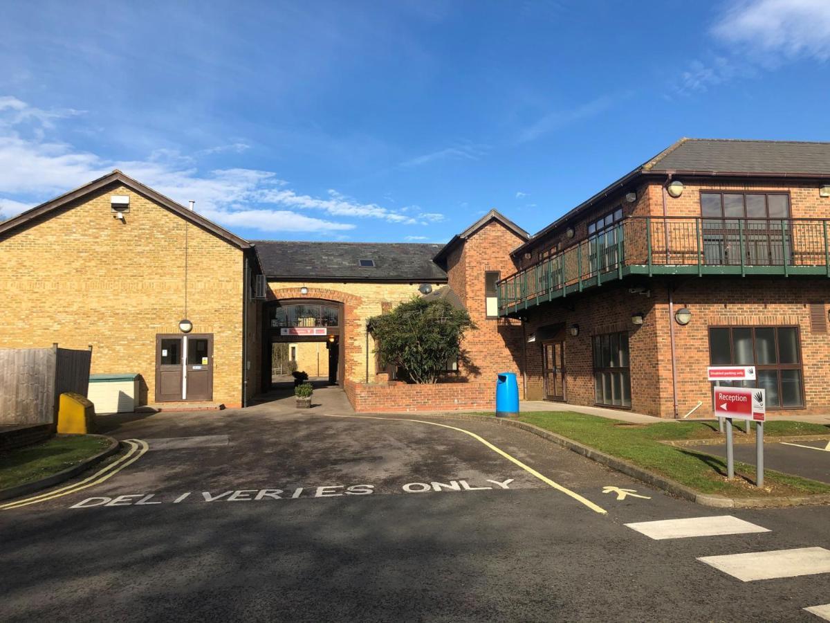 Hotel National Badminton Centre & Health Club 3*