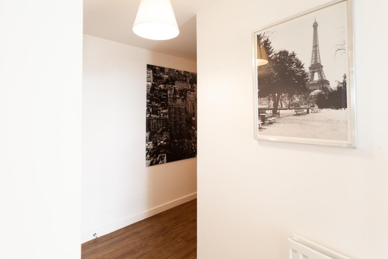 Dual With Parking Apartamento