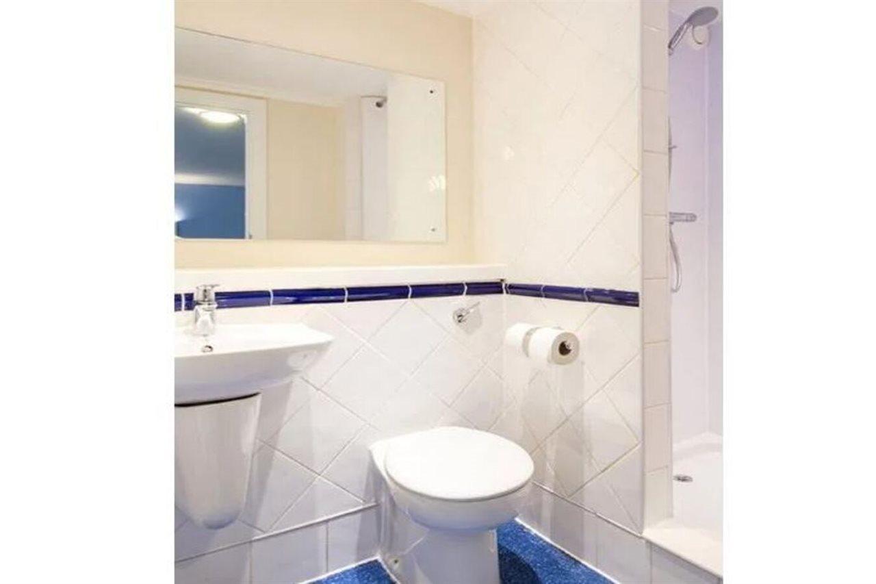 Hotel Travelodge Shenley Church Milton Keynes