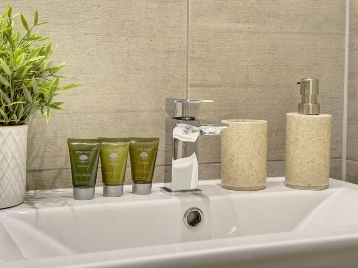 A Lovely Calm & High-End Space Near Cmk I Pet Friendly I Free Parking I Eco-Serviced Apartment By Free Range Stays