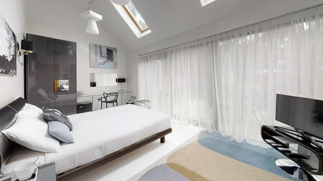 South 5* Milton Keynes