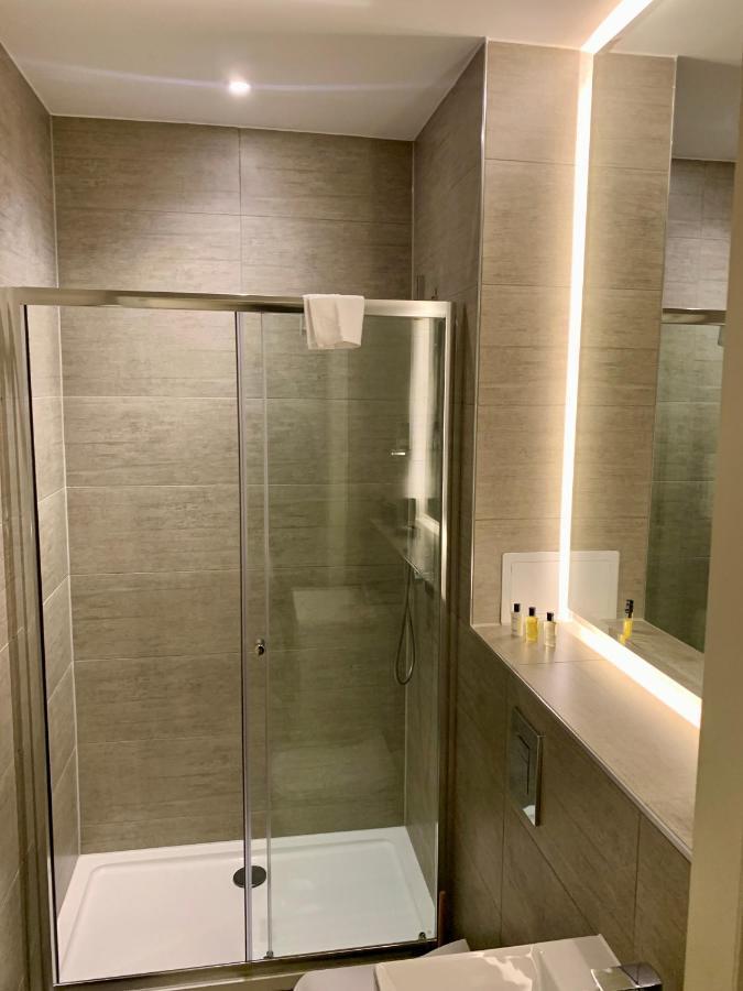 Apartment Luxury One Bed With Parking Milton Keynes