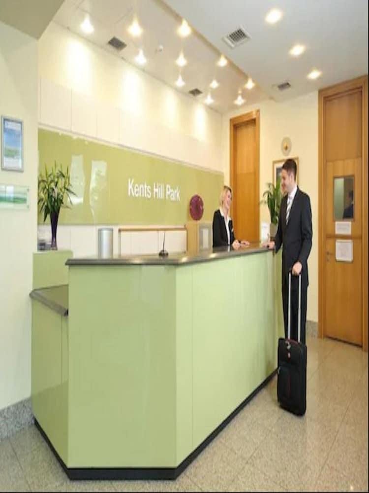 Kents Hill Park Training & Conference Centre 3*