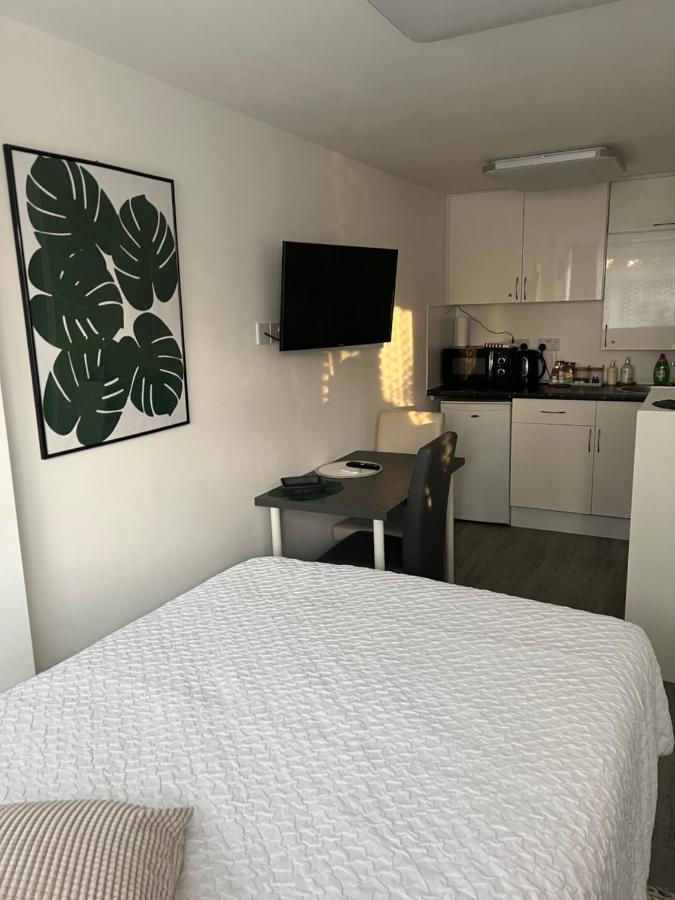 Studio In Private House Near Central Hospedagem domiciliar *