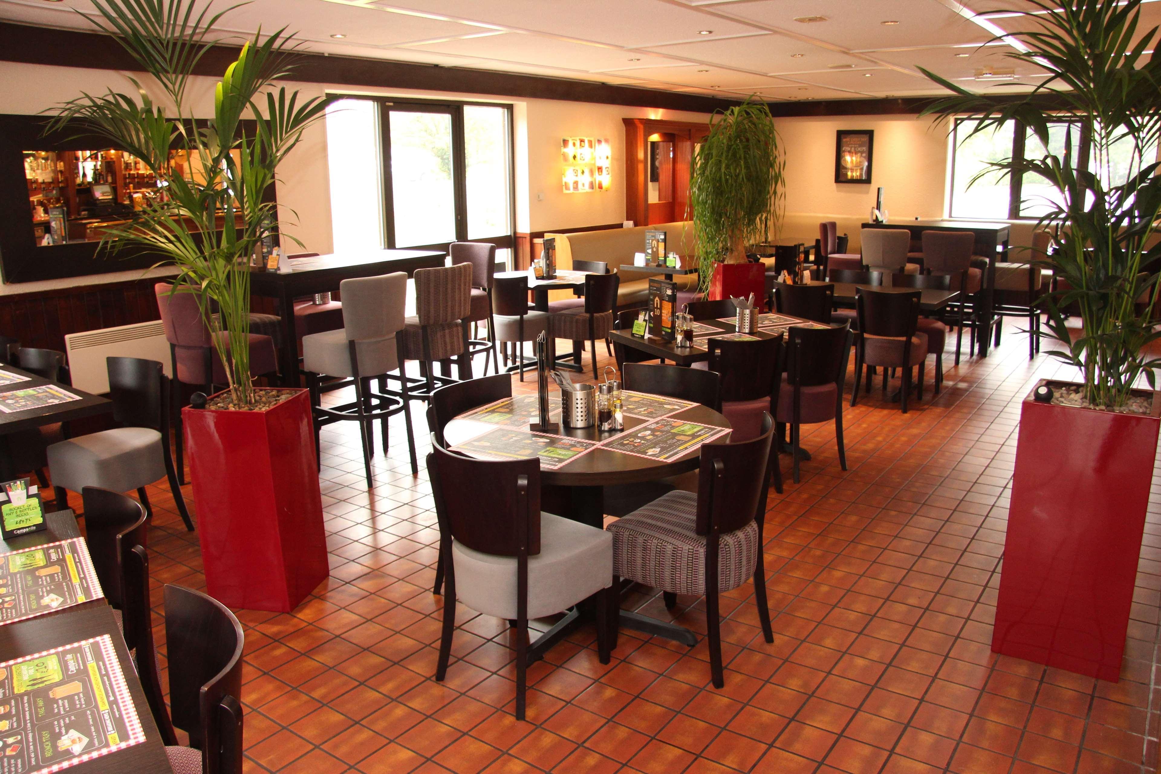 Campanile - Fenny Stratford Hotel 2*
