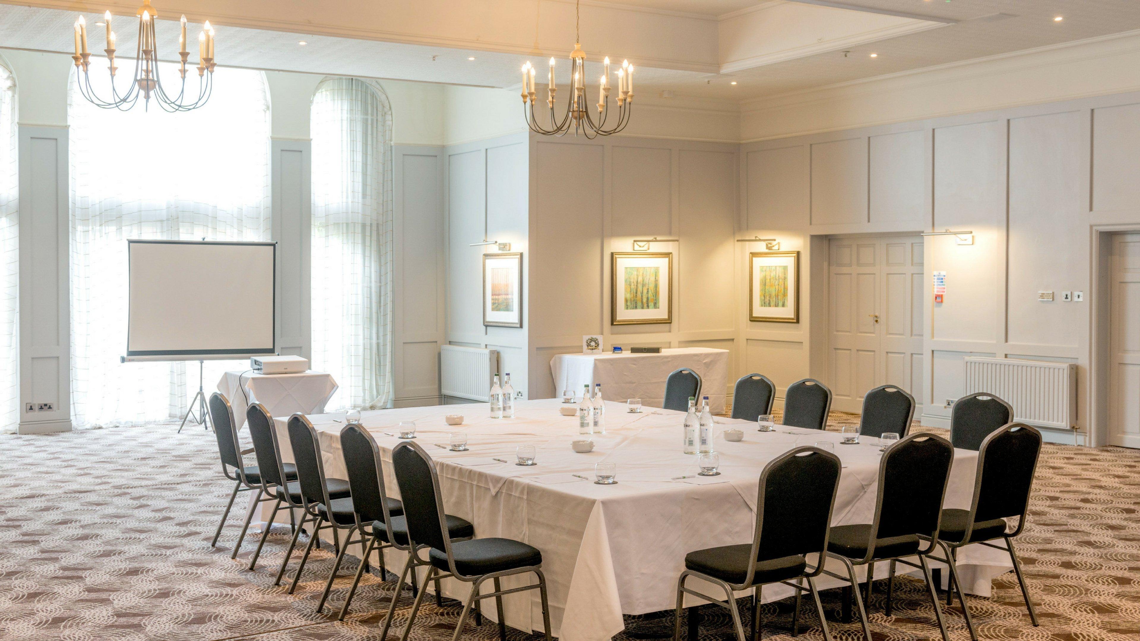 Holiday East M1 Junc 14 By Ihg Hotel Milton Keynes